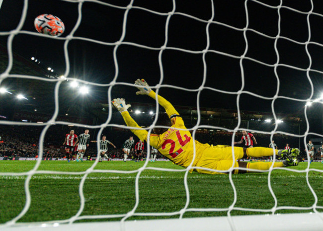 bramall-lane-sheffield-uk-21st-oct-2023-premier-league-football-sheffield-united-versus-manchester-united-andre-onana-of-manchester-united-is-beaten-from-the-penalty-spot-by-oli-mcburnie-of-she