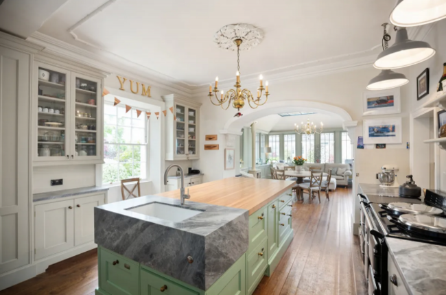 Screenshot 2023-10-24 at 13.23.48