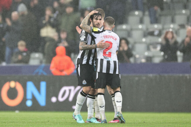 newcastle-uk-25th-oct-2023-kieran-trippier-2-of-newcastle-united-embraces-sandro-tonali-8-of-newcastle-united-during-the-uefa-champions-league-match-newcastle-united-vs-borussia-dortmund-at-st