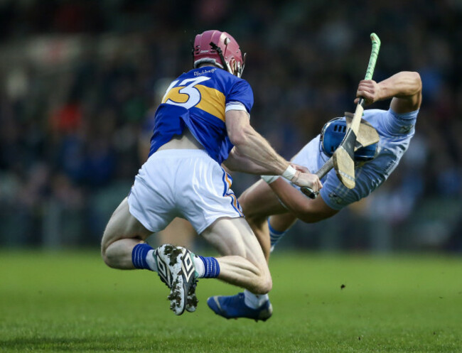 tom-obrien-tackles-mike-casey