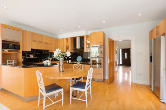 Screenshot 2023-10-31 at 20.40.04