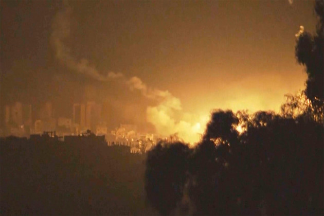 in-this-image-taken-from-video-intense-blasts-are-seen-inside-gaza-on-tuesday-night-oct-31-2023-from-southern-israel-after-a-day-of-expanded-israeli-operations-in-the-north-of-the-territory-ap
