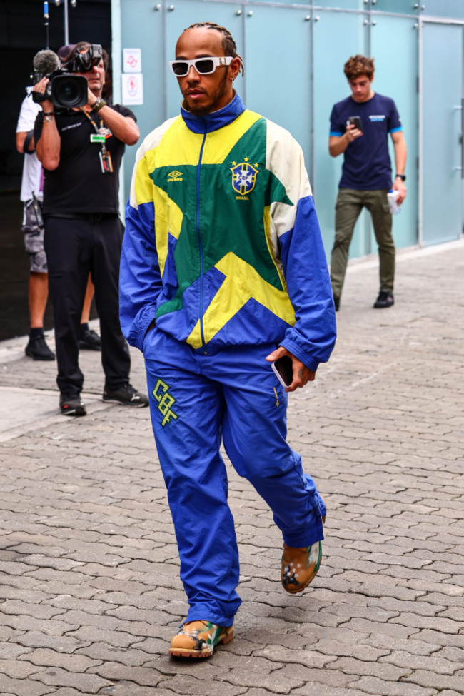 sao-paulo-brazil-03rd-nov-2023-lewis-hamilton-gbr-mercedes-amg-f1-03-11-2023-formula-1-world-championship-rd-21-brazilian-grand-prix-sao-paulo-brazil-qualifying-day-photo-credit-should-r