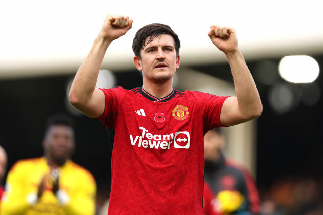 manchester-uniteds-harry-maguire-celebrates-after-the-final-whistle-in-the-premier-league-match-at-craven-cottage-london-picture-date-saturday-november-4-2023
