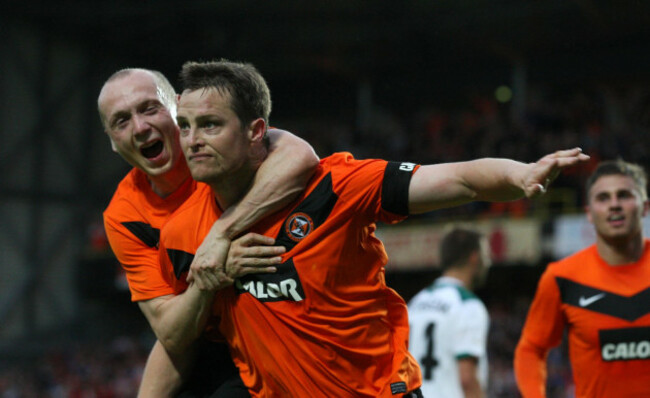 dundee-uniteds-jon-dalyright-celebrates-with-willo-flood-after-scoring-his-sides-third-goal-from-the-penalty-spot-during-the-uefa-europa-league-second-qualifying-round-match-at-tannadice-park-dund