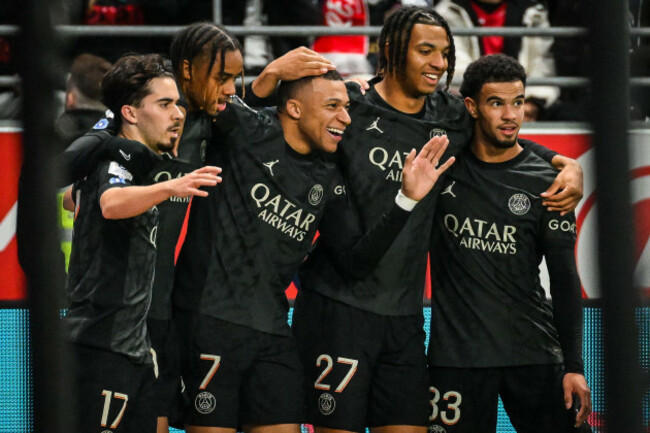 november-11-2023-reims-france-france-kylian-mbappe-of-psg-celebrate-his-goal-with-teammates-during-the-ligue-1-match-between-stade-de-reims-and-paris-saint-germain-psg-at-auguste-delaune-stadiu