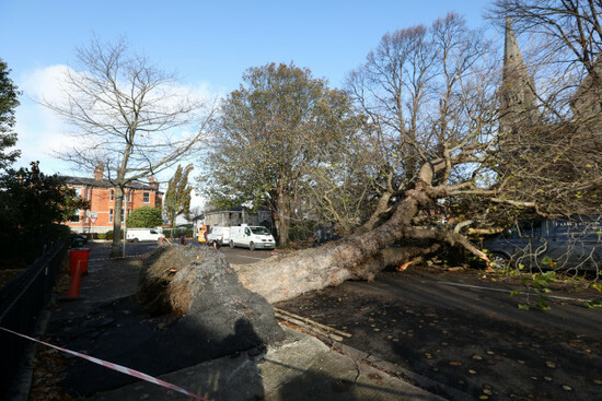 071Storm Debi Hits Ireland_90692927