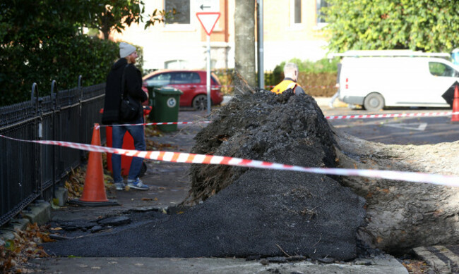 089Storm Debi Hits Ireland_90692943