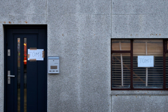 signs-saying-tomt-or-in-english-empty-are-attached-to-a-property-in-the-town-of-grindavik-iceland-as-residents-take-some-of-their-belongings-from-their-houses-monday-nov-13-2023-residents-of