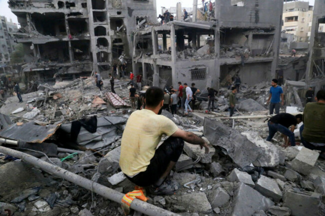 palestinians-look-for-survivors-after-an-israeli-strike-on-a-building-last-night-in-jebaliya-refugee-camp-gaza-strip-tuesday-nov-14-2023-ap-photomahmoud-abo-salamah