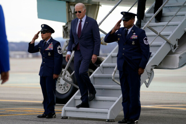 president-joe-biden-arrives-at-san-francisco-international-airport-for-the-apec-summit-tuesday-nov-14-2023-in-san-francisco-ap-photoevan-vucci