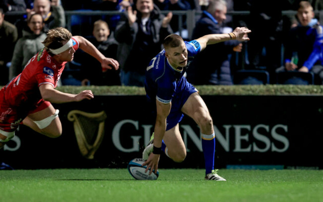 sam-prendergast-scores-a-try