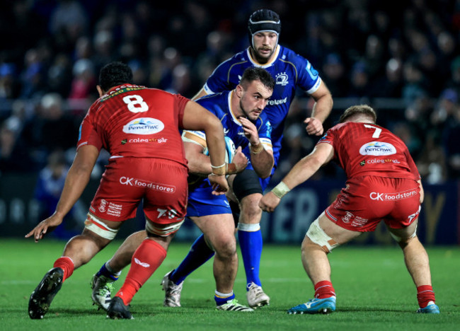 ronan-kelleher-and-caelan-doris-with-carwyn-tuipulotu