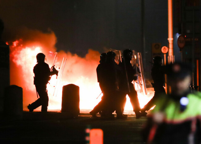 Parnell Street riots-31_90693597