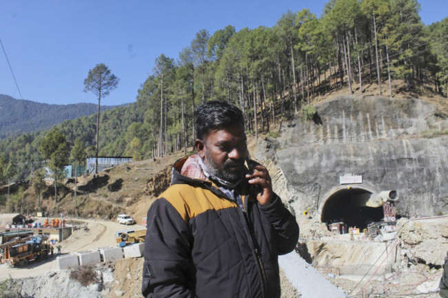 india-tunnel-collapse