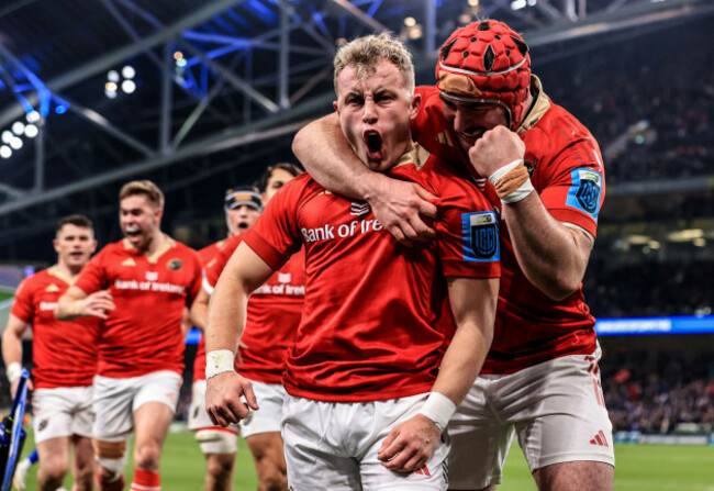 craig-casey-celebrates-after-scoring-his-sides-opening-try