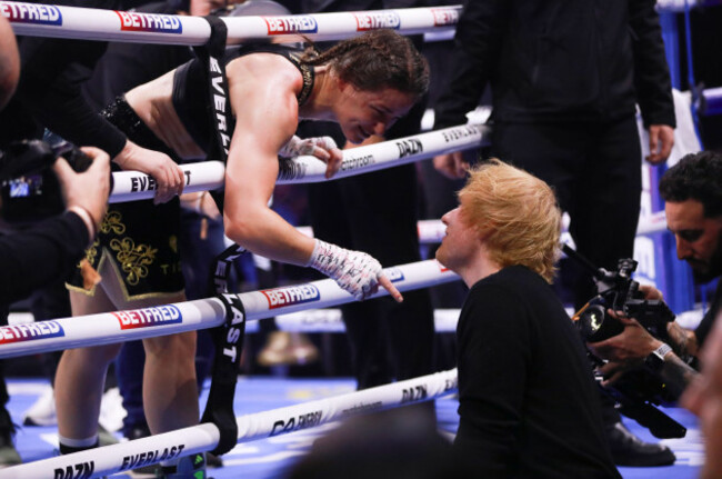 katie-taylor-with-ed-sheeran-after-the-fight