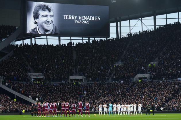 a-tribute-to-former-tottenham-hotspur-manager-terry-venables-on-the-big-screen-as-the-players-observe-a-minutes-applause-before-the-premier-league-match-at-tottenham-hotspur-stadium-london-picture