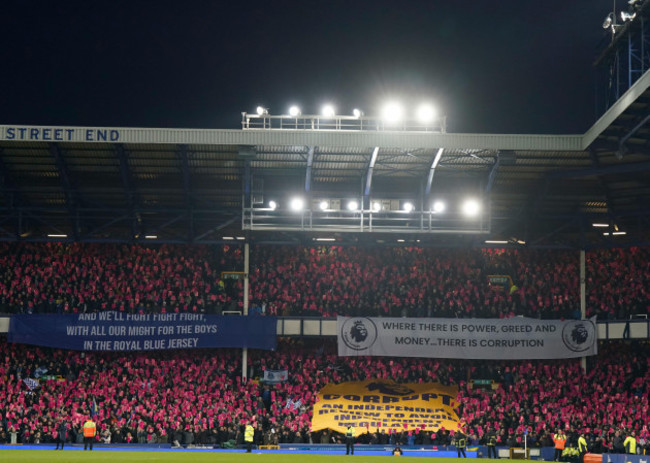 liverpool-uk-26th-nov-2023-everton-fans-show-their-anger-towards-the-premier-league-before-the-premier-league-match-at-goodison-park-liverpool-picture-credit-should-read-andrew-yatessportimage