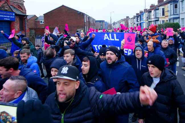 everton-fans-protest-against-the-premier-league-ahead-of-the-premier-league-match-at-goodison-park-liverpool-picture-date-sunday-november-26-2023