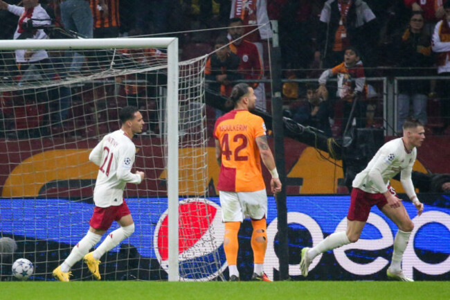 istanbul-turkey-29th-nov-2023-istanbul-turkey-november-29-scott-mctominay-of-manchester-united-celebrates-after-scoring-the-teams-third-goal-with-antony-of-manchester-united-during-the-group