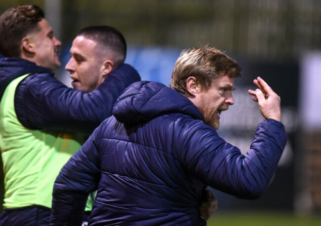 damien-duff-celebrates-jack-moylan-goal