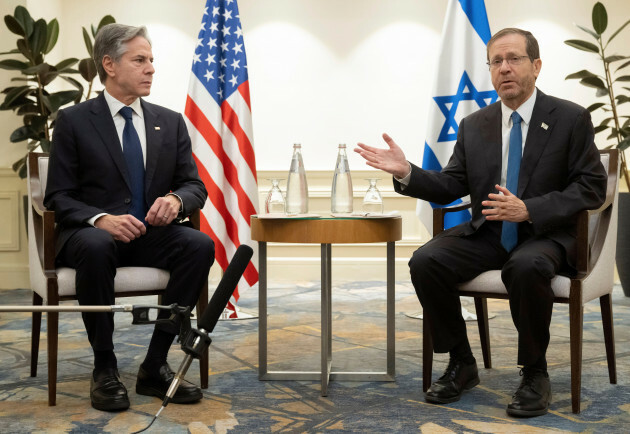 israels-president-isaac-herzog-right-and-us-secretary-of-state-antony-blinken-hold-a-meeting-in-tel-aviv-israel-thursday-nov-30-2023-following-the-announcement-of-an-extension-of-the-truce-bet