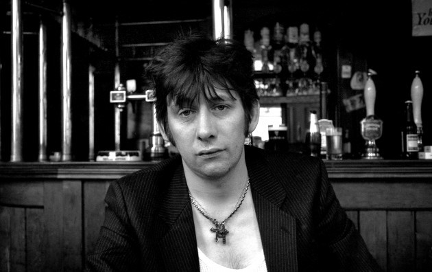 legendary-irish-rockstar-singersongwriter-frontman-for-the-pogues-the-popes-shane-macgowan-pictured-drinking-and-smoking-at-his-favourite-london-pub-filthy-macnastys-islington-1994