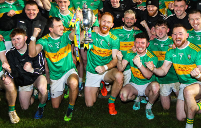 conor-glass-celebrates-with-the-trophy-after-the-game