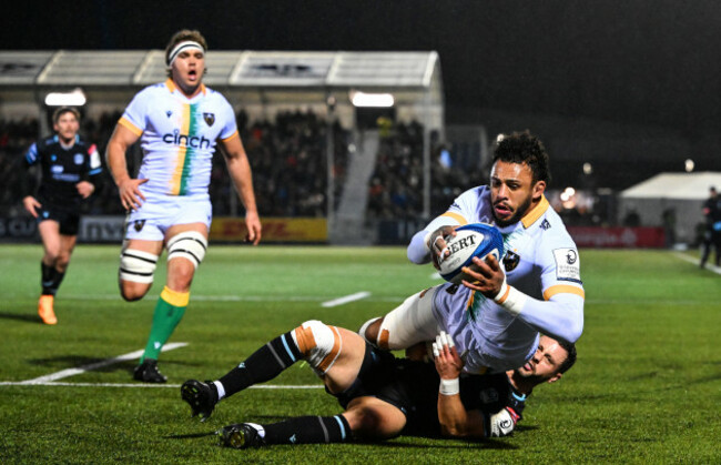 courtney-lawes-scores-their-first-try