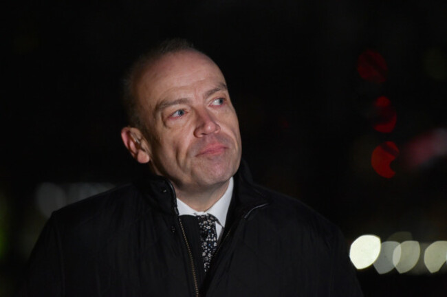 london-england-uk-7th-dec-2023-secretary-of-state-for-northern-ireland-chris-heaton-harris-being-interviewed-in-westminster-during-the-morning-media-round-credit-image-thomas-krychzuma