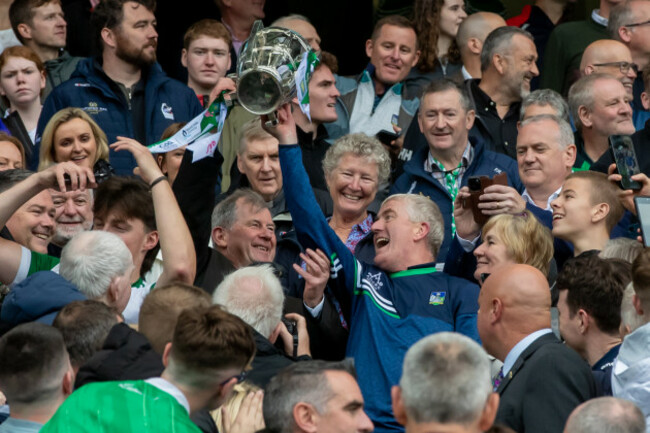 john-kiely-brings-the-liam-mccarthy-cup-to-jp-mcmanus