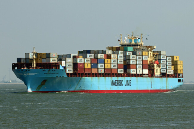 the-container-ship-maersk-montana-passes-terneuzen-and-continues-to-the-port-of-antwerp