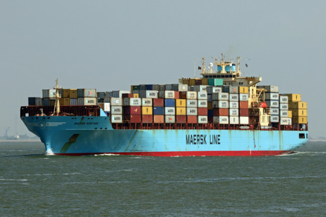 the-container-ship-maersk-montana-passes-terneuzen-and-continues-to-the-port-of-antwerp