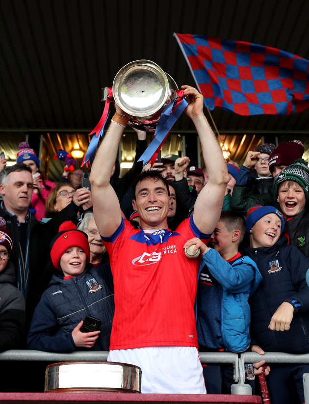 conor-cooney-lifts-the-tom-callanan-cup