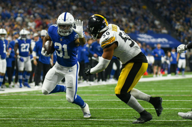 december-16-2023-indianapolis-indiana-usa-colts-running-back-tyler-goodson-31-running-with-the-ball-during-pittsburgh-steelers-vs-indianapolis-colts-in-indianapolis-credit-image-jake