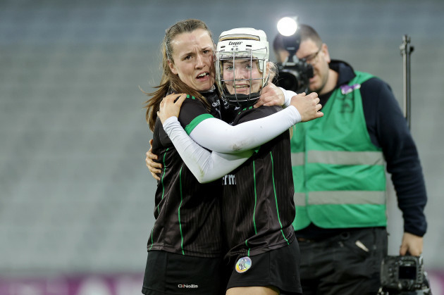 jackie-horgan-and-amy-osullivan-celebrate-after-the-game