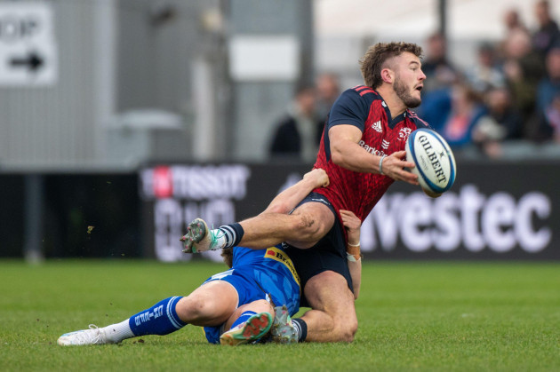 alex-nankivell-of-munster-with-the-ball-during-the-investec-champions-cup-pool-3-round-2-match-between-exeter-chiefs-and-munster-rugby-at-sandy-park-in-exeter-united-kingdom-on-december-17-2023-p
