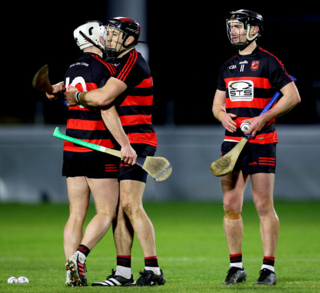 shane-osullivan-consoles-dessie-hutchinson-after-missing-a-penalty