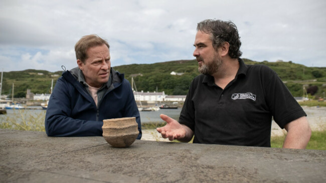 Oileán Reachlainn - ARDAL O'HANLON & BRIAN SLOAN