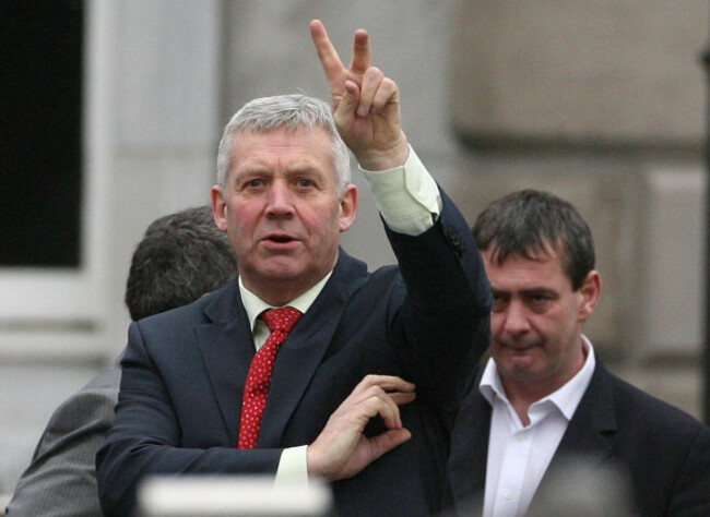 george-lee-steps-down