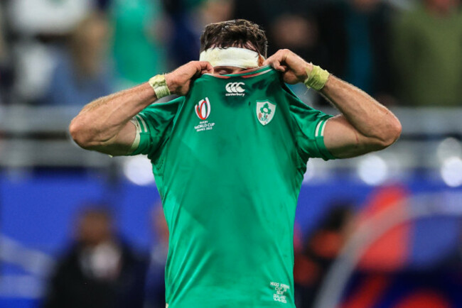 hugo-keenan-dejected