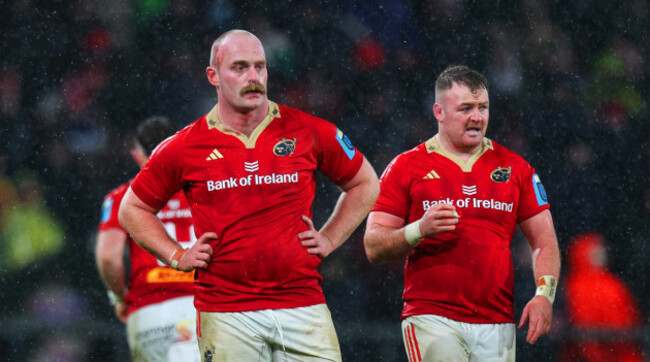 oli-jager-during-a-break-in-play