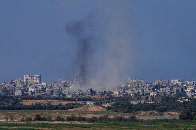 smoke-rises-from-the-battlefield-in-the-gaza-strip-as-seen-from-southern-israel-saturday-dec-30-2023-the-army-is-battling-palestinian-militants-across-gaza-in-the-war-ignited-by-hamas-oct-7-att