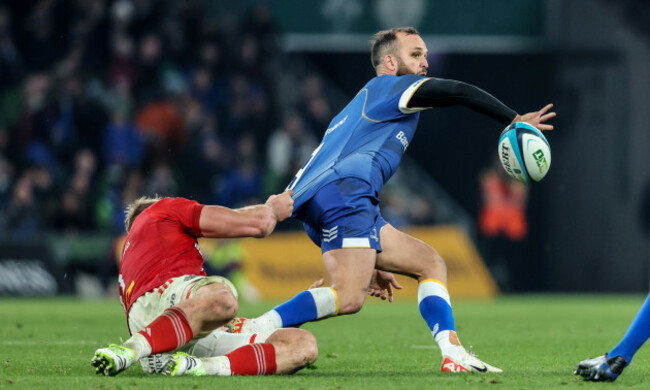 jamison-gibson-park-is-tackle-by-gavin-coombes