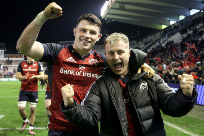 calvin-nash-and-craig-casey-celebrate-after-the-game
