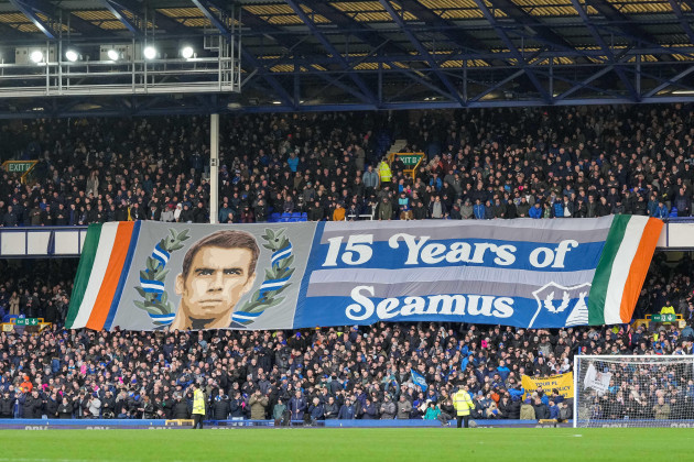 liverpool-uk-14th-jan-2024-everton-fans-hold-up-a-banner-for-seamus-coleman-of-everton-during-the-premier-league-match-everton-vs-aston-villa-at-goodison-park-liverpool-united-kingdom-14th-janu