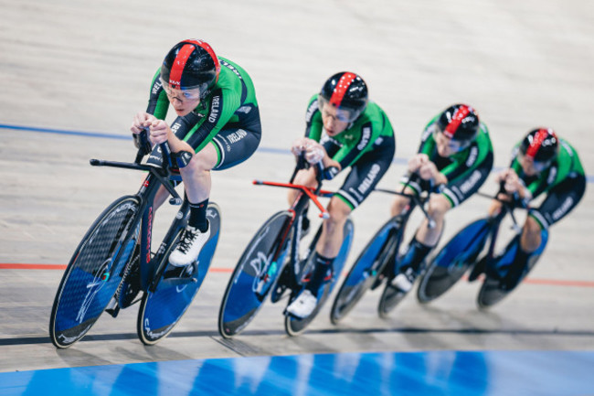 apeldoorn-netherlands-10th-jan-2024-picture-by-alex-whiteheadswpix-com-10012024-cycling-2024-uec-track-elite-european-championships-omnisport-apeldoorn-netherlands-womens-team-purs