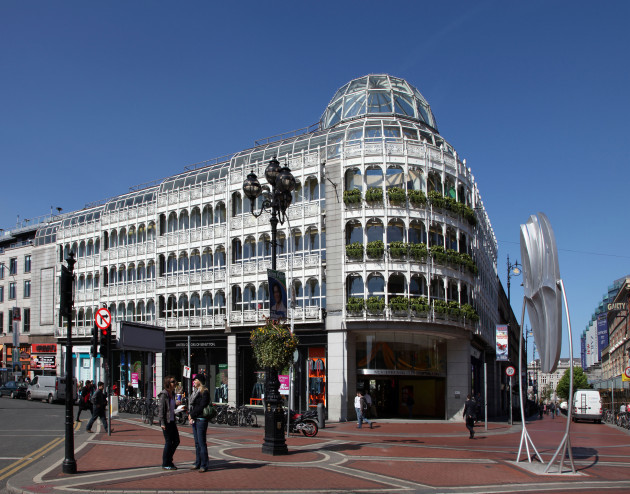 stephens-green-shopping-centre-centrally-located-in-the-heart-of-the-most-prestigious-shopping-area-of-dublin-city