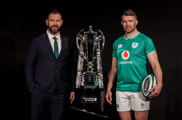 andy-farrell-and-peter-omahony-with-the-guinness-six-nations-trophy
